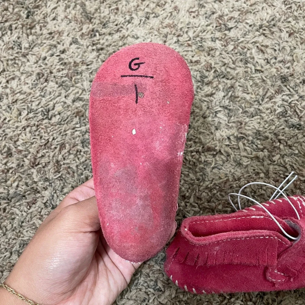 Infant Pink Suede Fringe Minnetonka Moccasins Baby Shoes‎ Toe to Heel 5.5